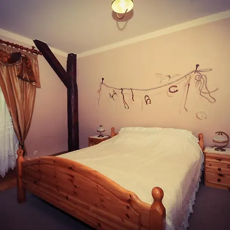 Farm stay Dwor Feillow